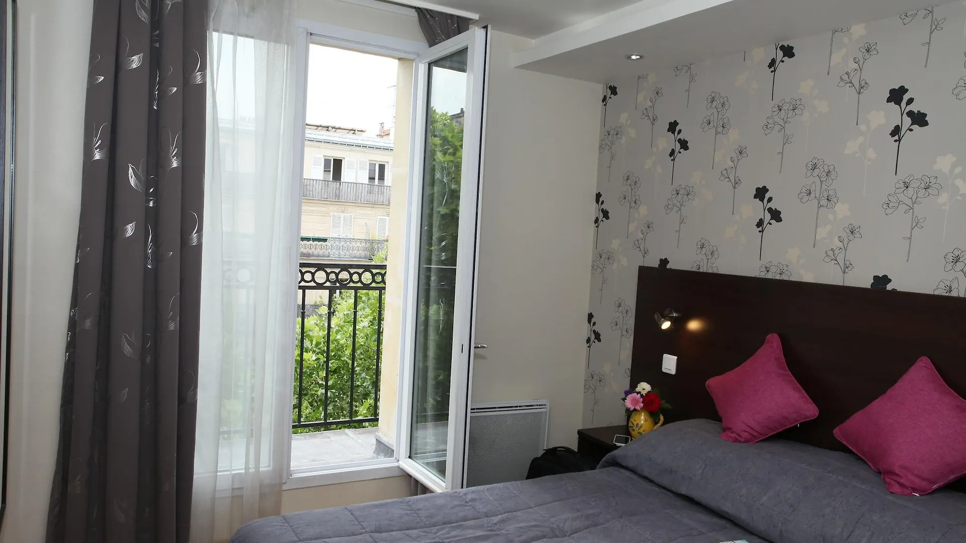 Hotel Alane Париж Франция