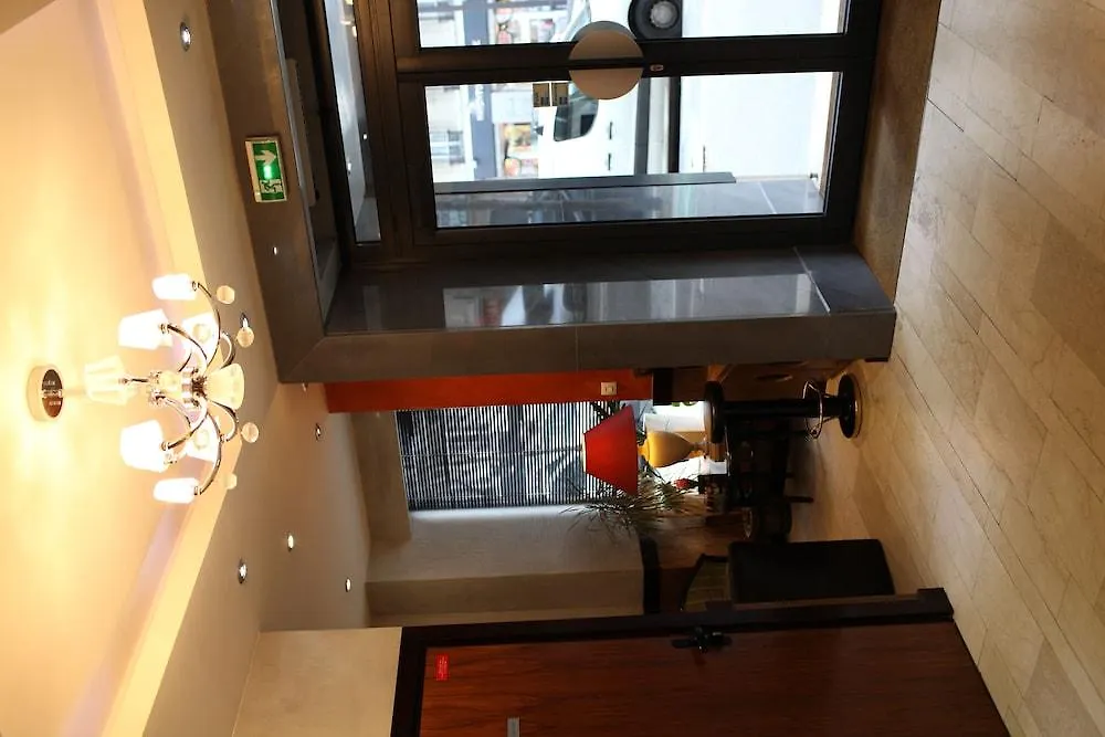 Hotel Alane Париж