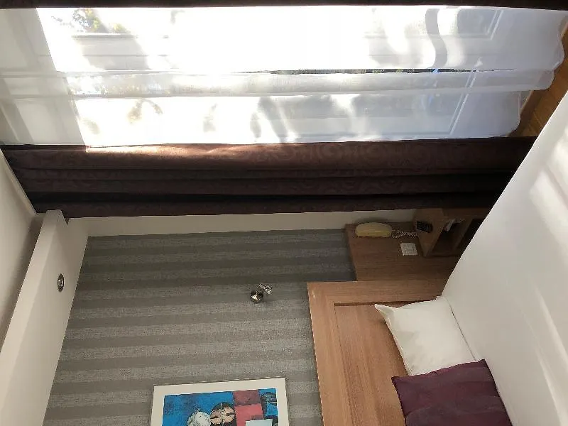 Hotel Alane Париж 3*,  Франция