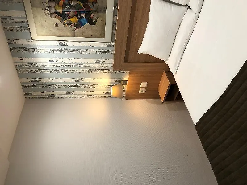 Hotel Alane Париж