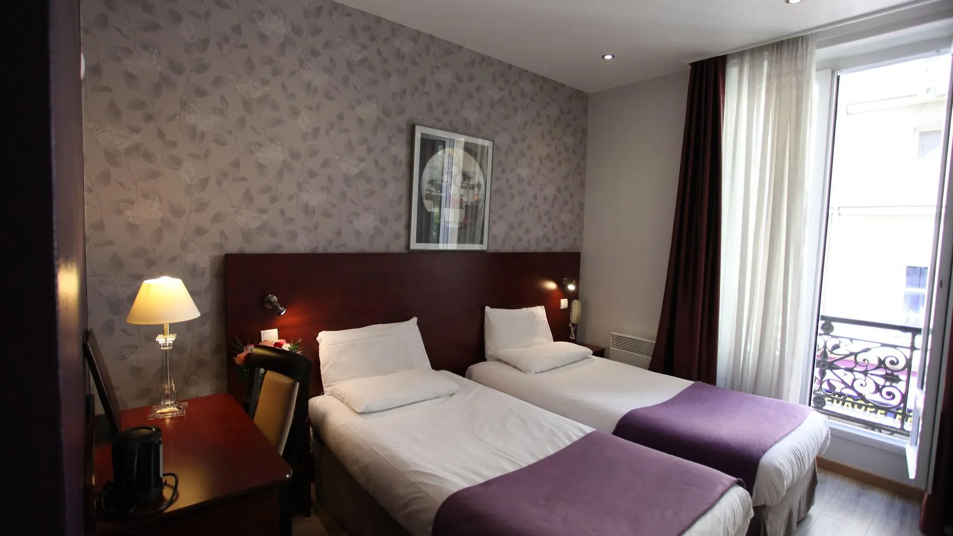 Hotel Alane Paris 3*,
