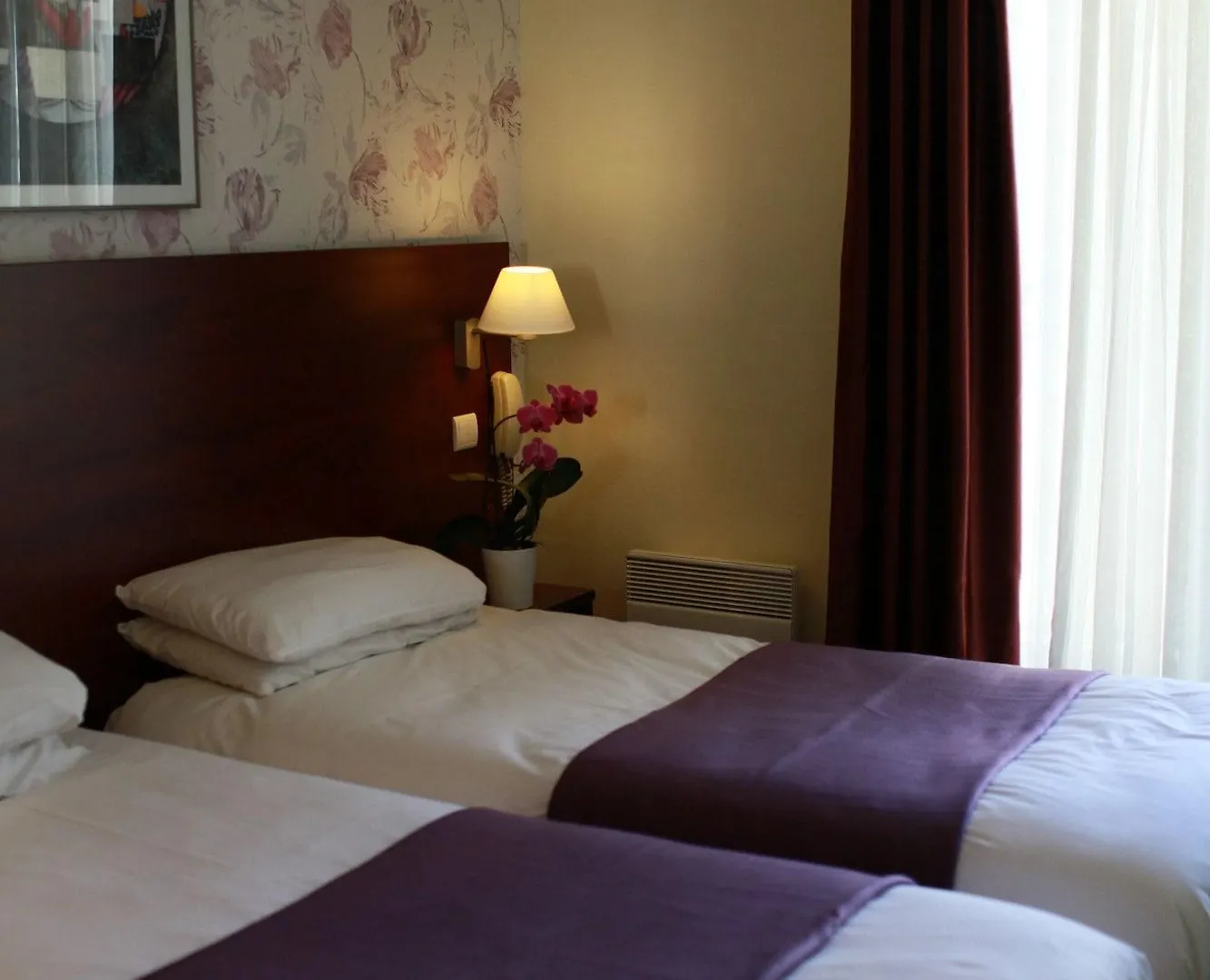 ***  Hotel Alane Paris France